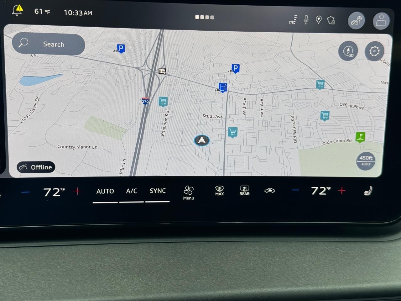 Audi Q3 Vehicle Full-screen Gallery Image 25