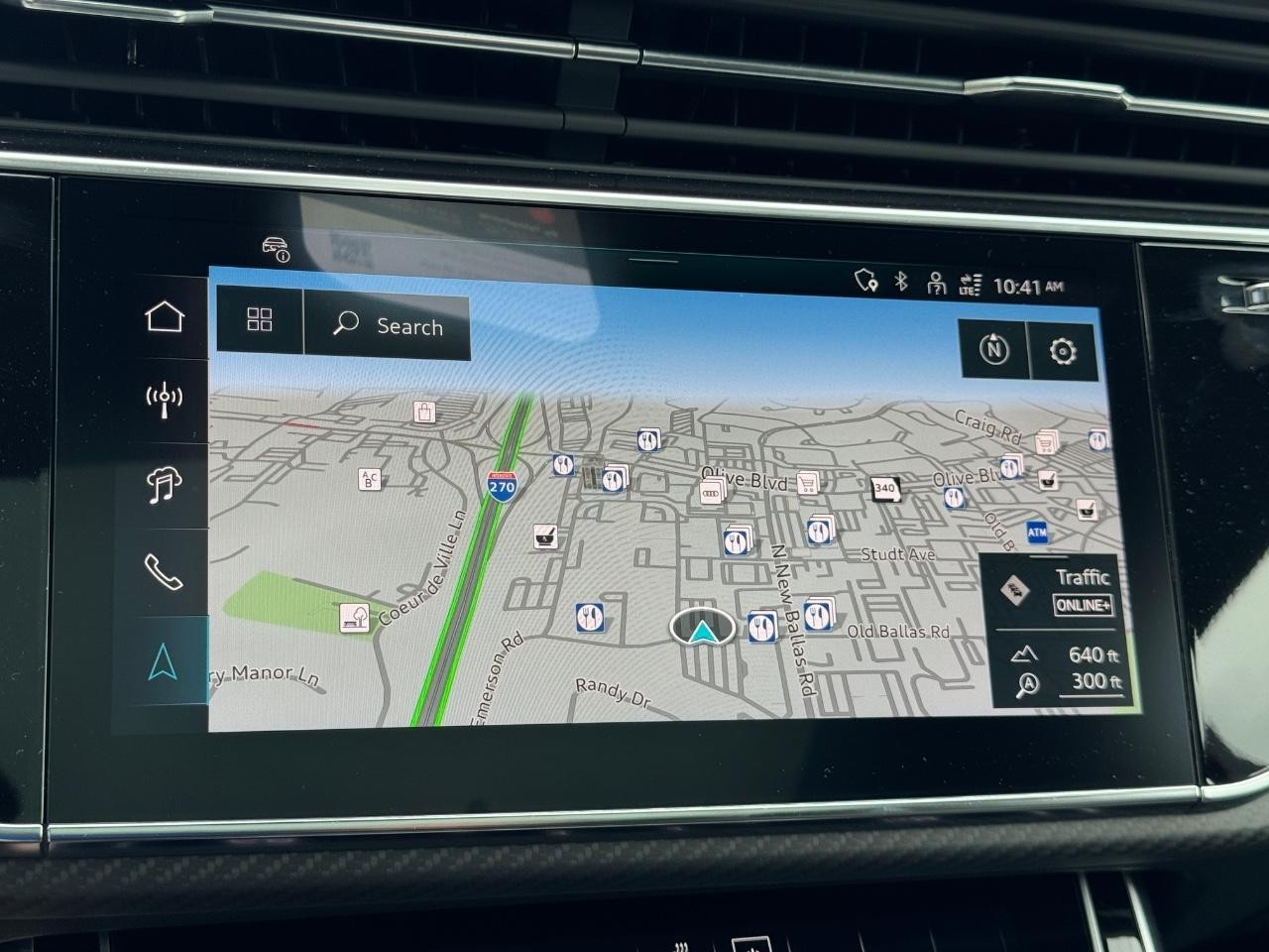 Audi SQ7 Vehicle Full-screen Gallery Image 25