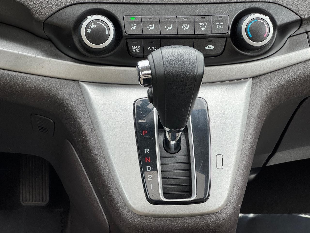 Honda CR-V Vehicle Full-screen Gallery Image 17