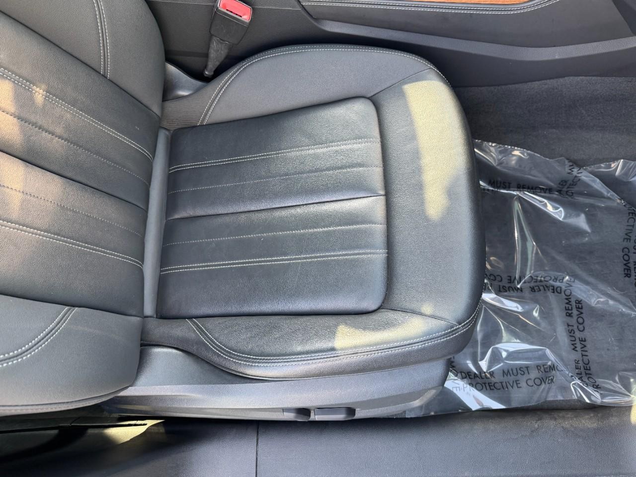 Audi Q5 Vehicle Full-screen Gallery Image 20