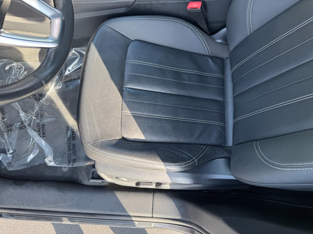 Audi Q5 Vehicle Full-screen Gallery Image 31