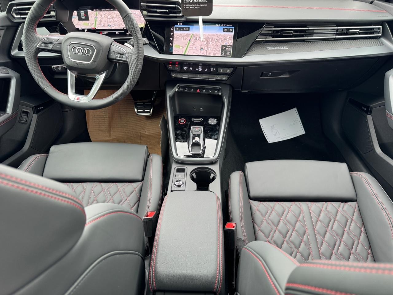 Audi S3 Vehicle Full-screen Gallery Image 15