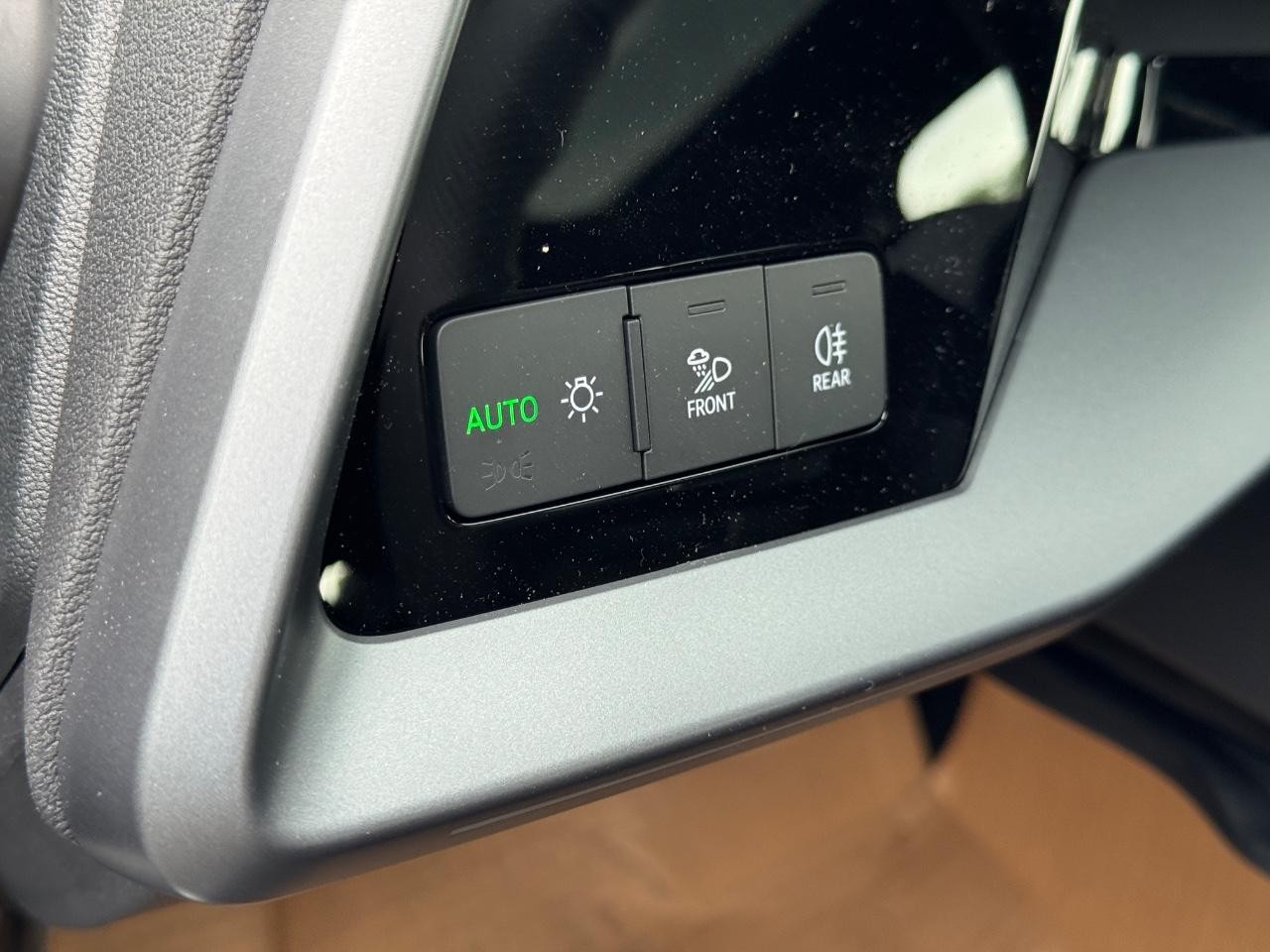 Audi S3 Vehicle Full-screen Gallery Image 22