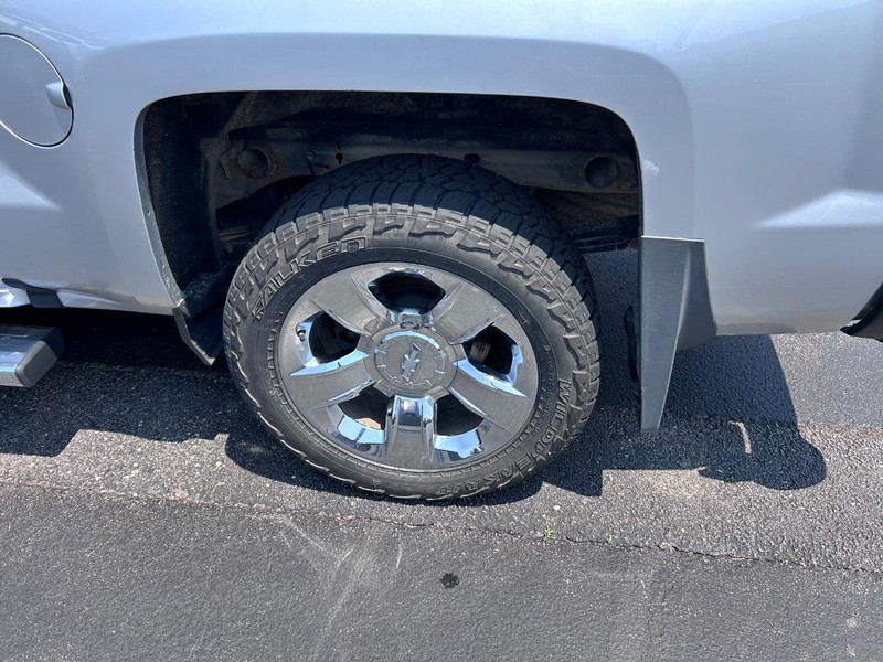 Chevrolet Silverado 1500 Vehicle Full-screen Gallery Image 08