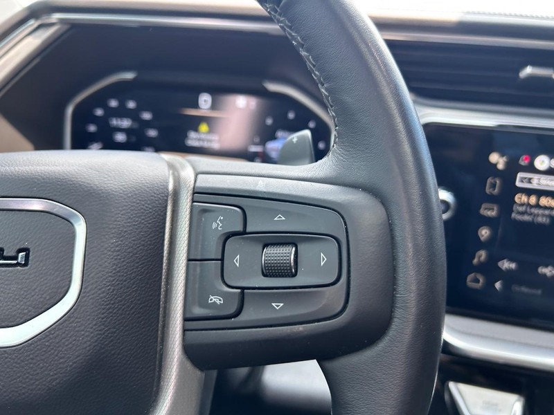 GMC Sierra 1500 Vehicle Full-screen Gallery Image 14