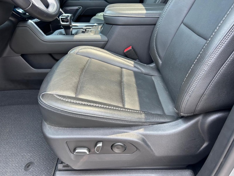 GMC Sierra 1500 Vehicle Full-screen Gallery Image 21