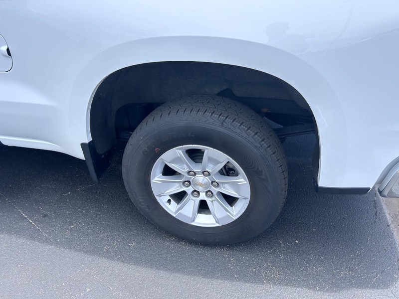 Chevrolet Silverado 1500 Vehicle Full-screen Gallery Image 08