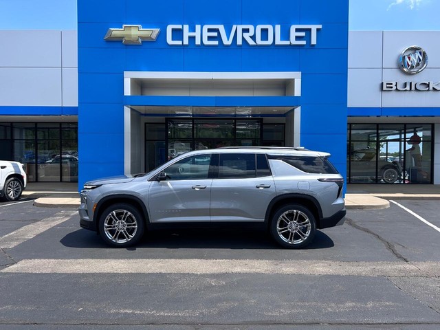 2025 Chevrolet Traverse FWD LT at Auffenberg Chevrolet Buick GMC in Farmington MO