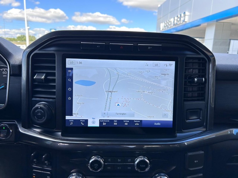 Ford F-150 Vehicle Full-screen Gallery Image 14