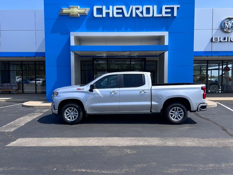 Chevrolet Silverado 1500 Vehicle Full-screen Gallery Image 01