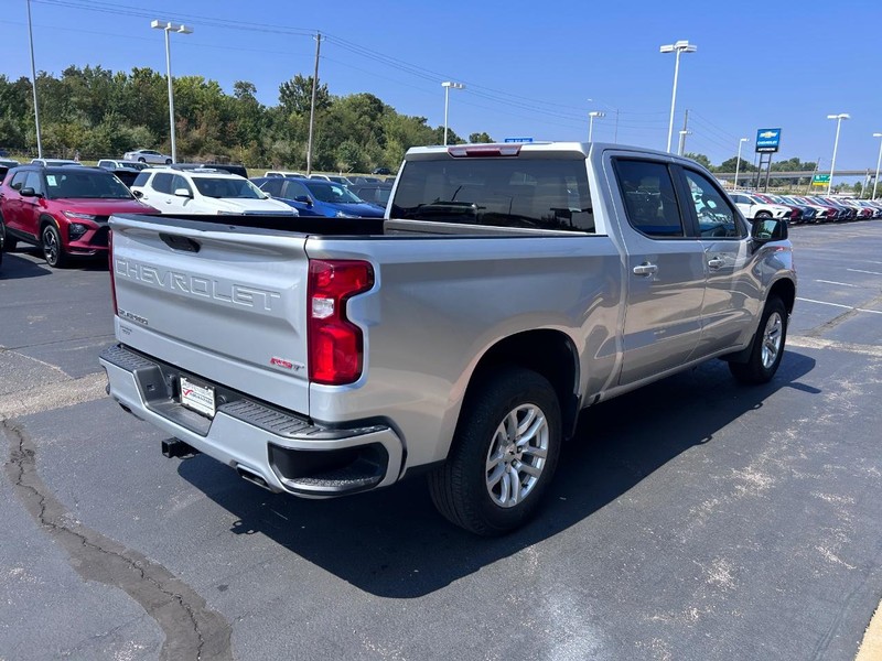 Chevrolet Silverado 1500 Vehicle Full-screen Gallery Image 05