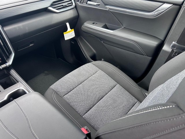 2026 GMC Acadia Elevation - Photo 20