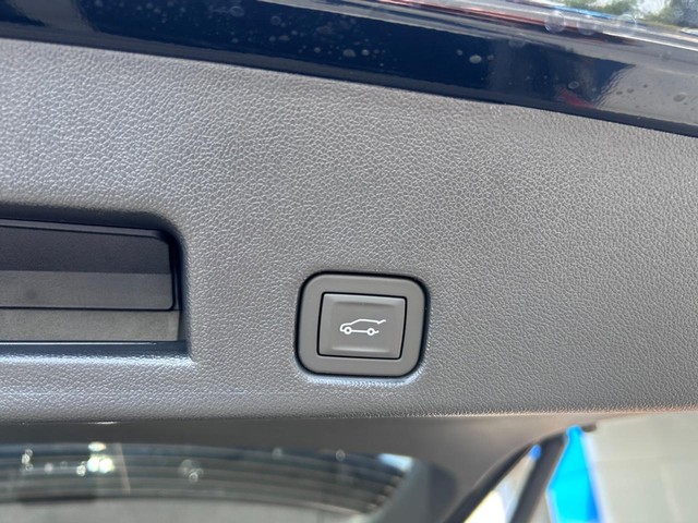 2026 GMC Acadia Elevation - Photo 8