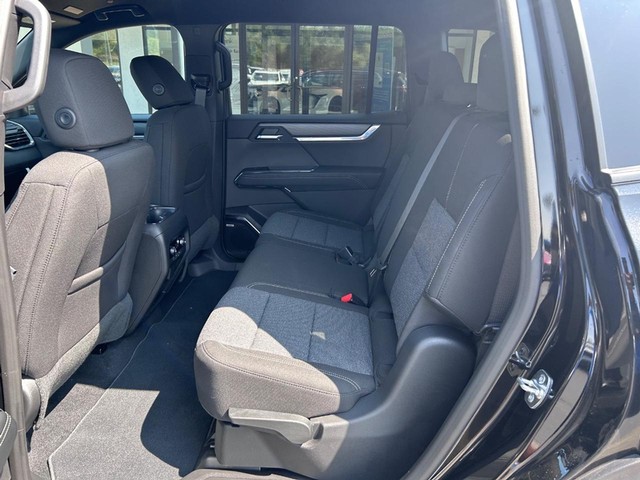 2026 GMC Acadia Elevation - Photo 11