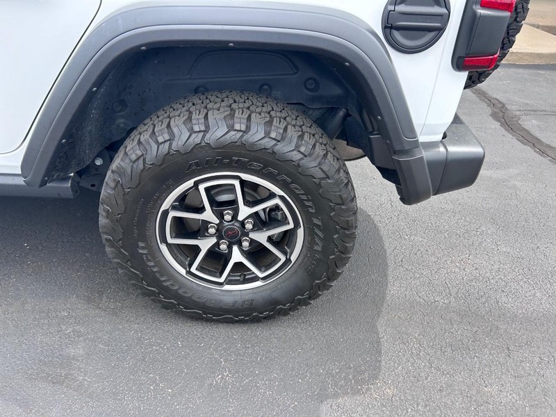 Jeep Wrangler Vehicle Full-screen Gallery Image 08