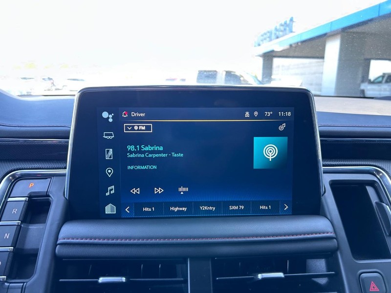 Chevrolet Tahoe Vehicle Full-screen Gallery Image 17