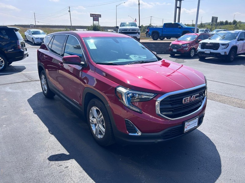 GMC Terrain Vehicle Full-screen Gallery Image 04