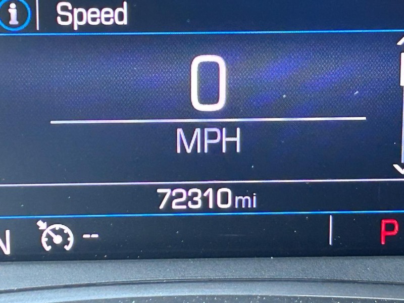 GMC Terrain Vehicle Full-screen Gallery Image 20