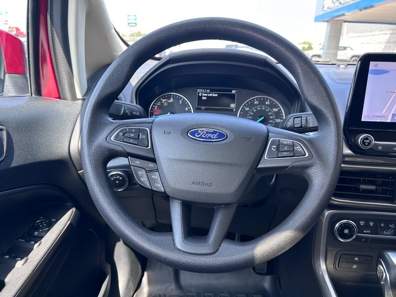 Ford EcoSport Vehicle Full-screen Gallery Image 12