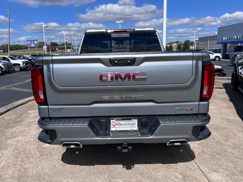 GMC Sierra 1500 Vehicle Full-screen Gallery Image 06