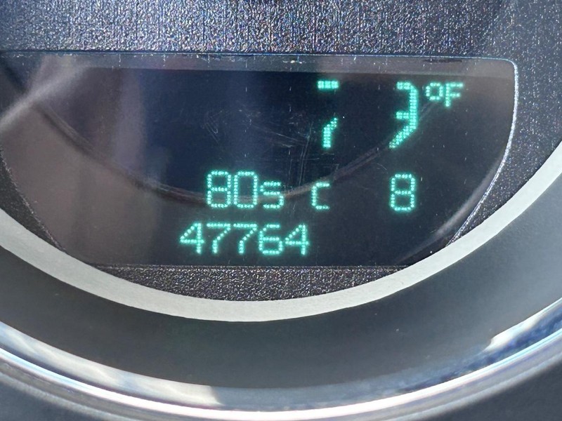 Dodge Challenger Vehicle Full-screen Gallery Image 20