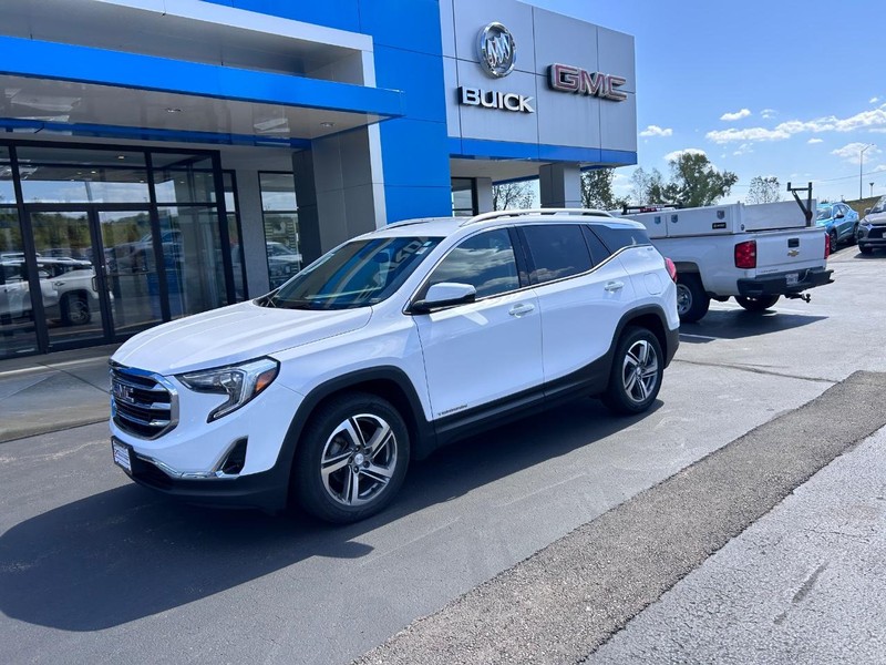 GMC Terrain Vehicle Full-screen Gallery Image 02