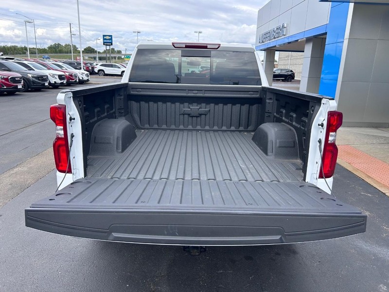 Chevrolet Silverado 1500 Vehicle Full-screen Gallery Image 07