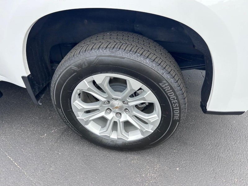 Chevrolet Silverado 1500 Vehicle Full-screen Gallery Image 08