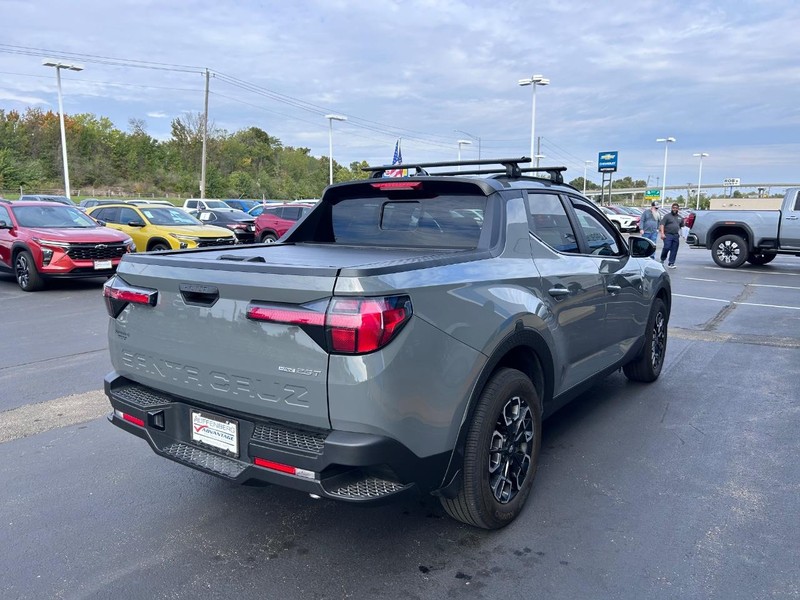 Hyundai Santa Cruz Vehicle Full-screen Gallery Image 05