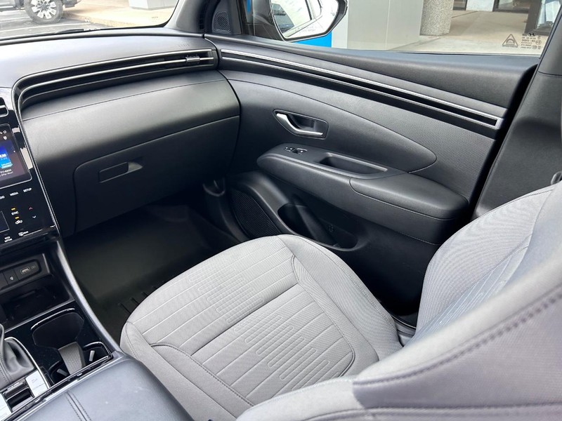 Hyundai Santa Cruz Vehicle Full-screen Gallery Image 18