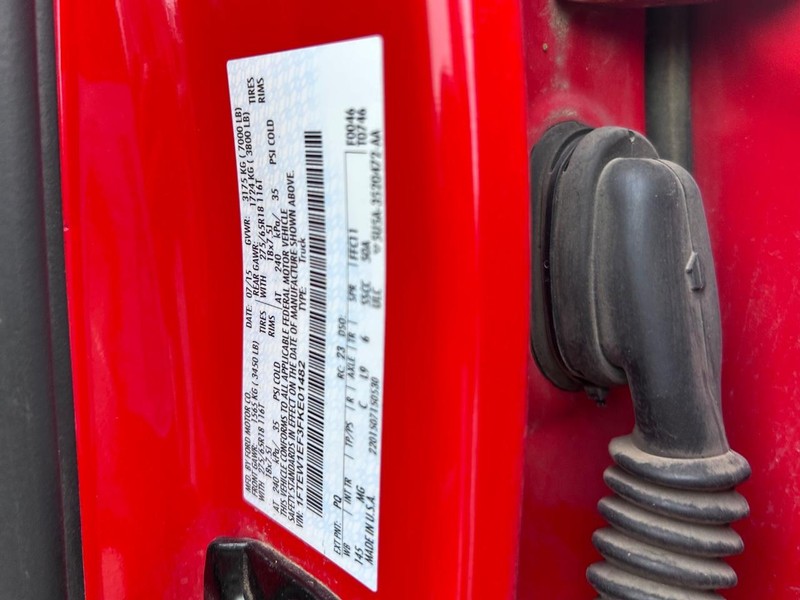 Ford F-150 Vehicle Full-screen Gallery Image 21