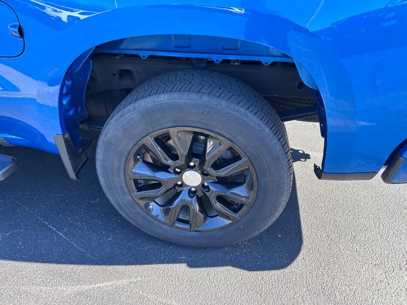 Chevrolet Silverado 1500 Vehicle Full-screen Gallery Image 08