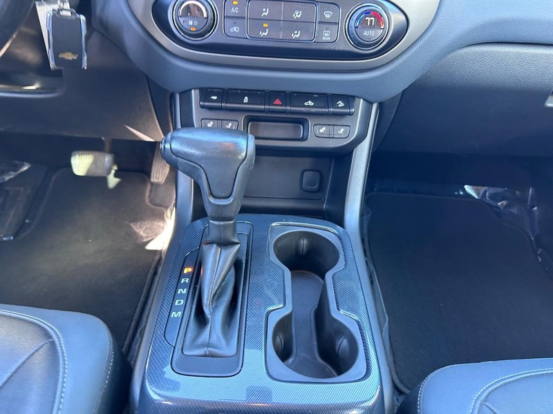 Chevrolet Colorado Vehicle Full-screen Gallery Image 16