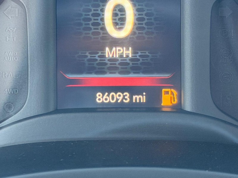 Ram 2500 Vehicle Full-screen Gallery Image 20