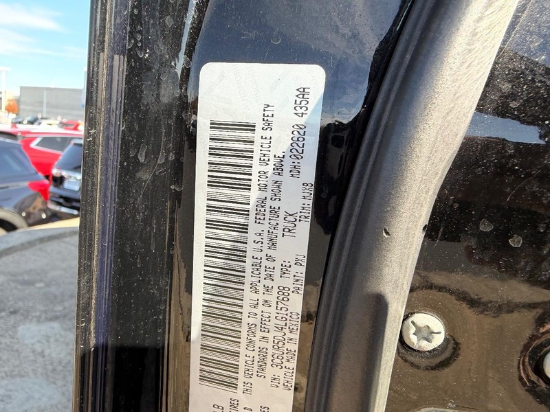 Ram 2500 Vehicle Full-screen Gallery Image 22