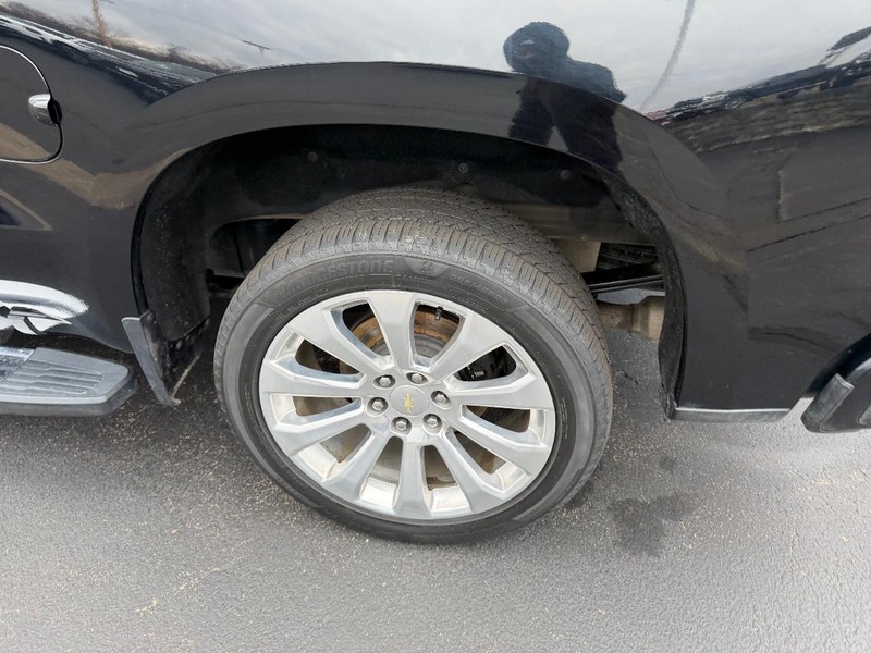 Chevrolet Silverado 1500 Vehicle Full-screen Gallery Image 08