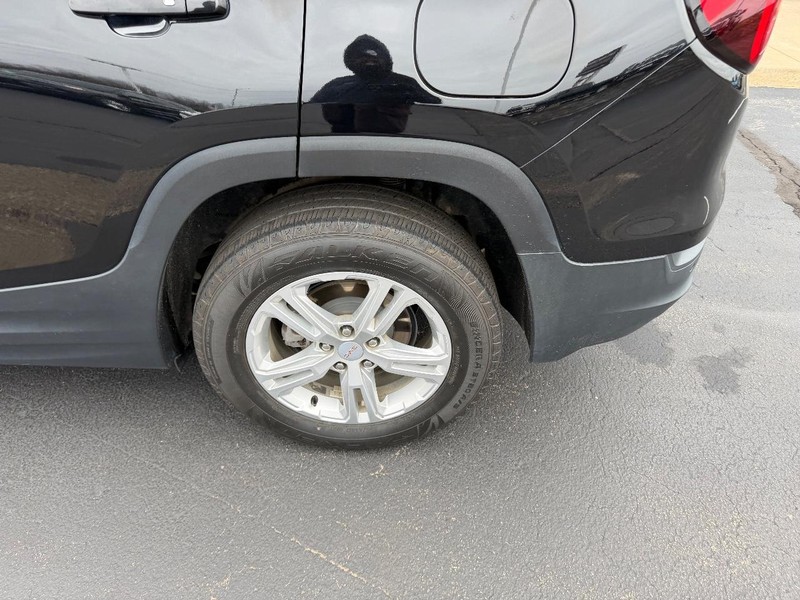 GMC Terrain Vehicle Full-screen Gallery Image 08