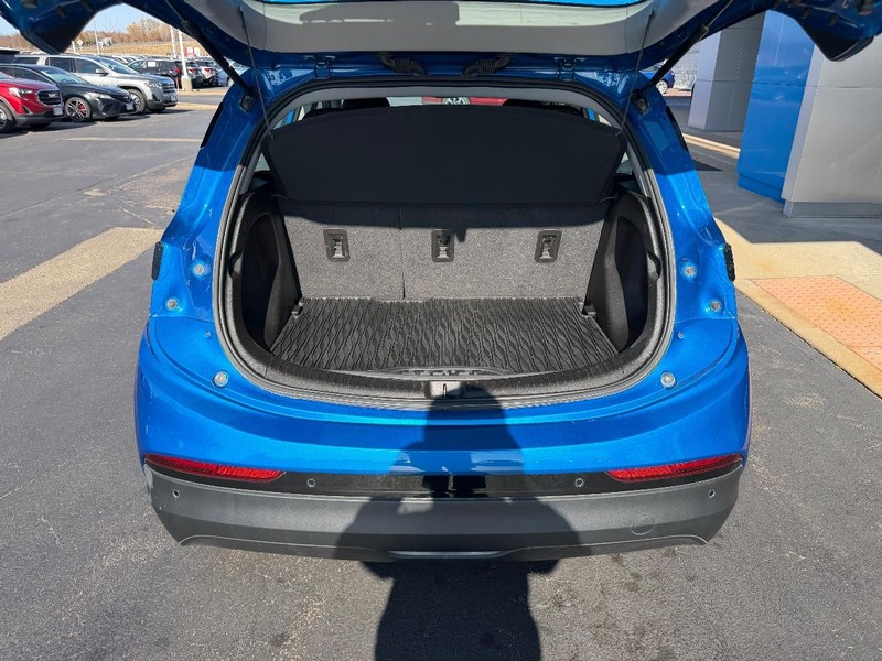 Chevrolet Bolt EV Vehicle Full-screen Gallery Image 07