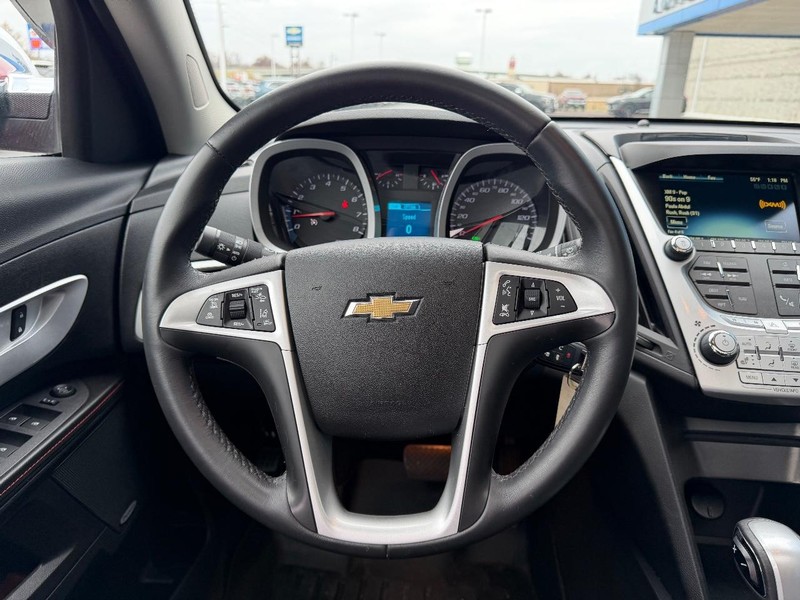 Chevrolet Equinox Vehicle Full-screen Gallery Image 13