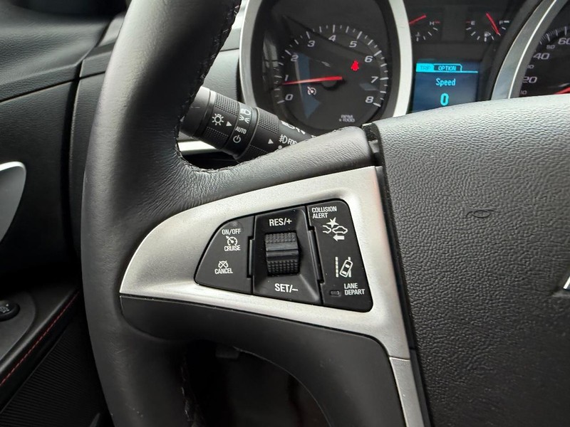 Chevrolet Equinox Vehicle Full-screen Gallery Image 14