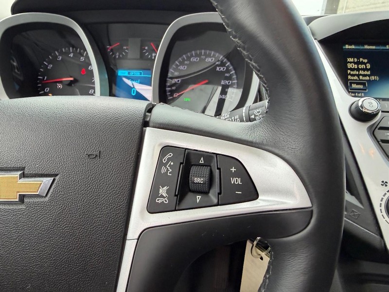 Chevrolet Equinox Vehicle Full-screen Gallery Image 15