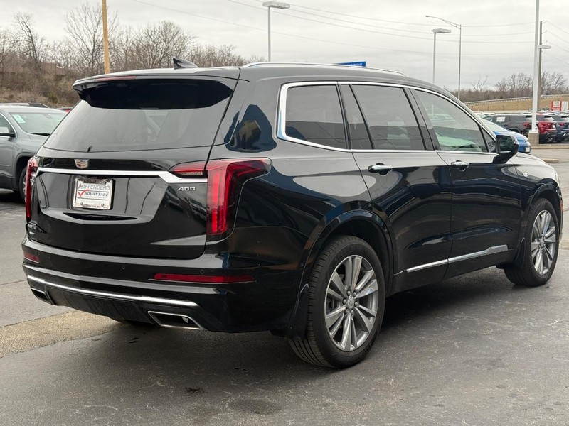 Cadillac XT6 Vehicle Full-screen Gallery Image 05