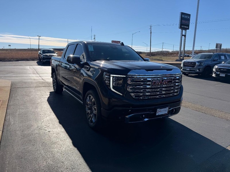 GMC Sierra 1500 Vehicle Full-screen Gallery Image 04