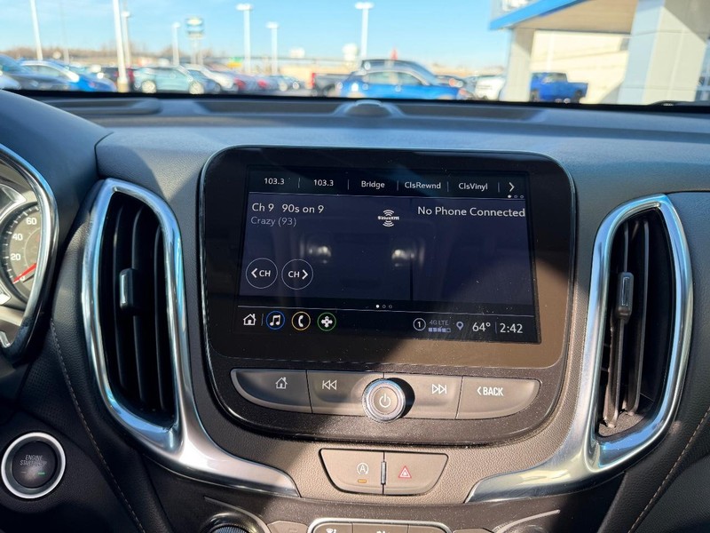 Chevrolet Equinox Vehicle Full-screen Gallery Image 15