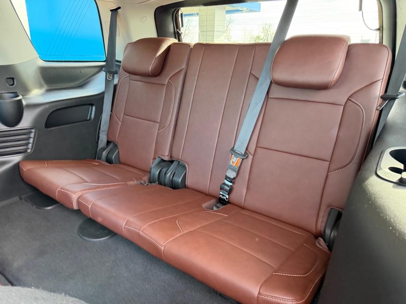 Chevrolet Tahoe Vehicle Full-screen Gallery Image 10