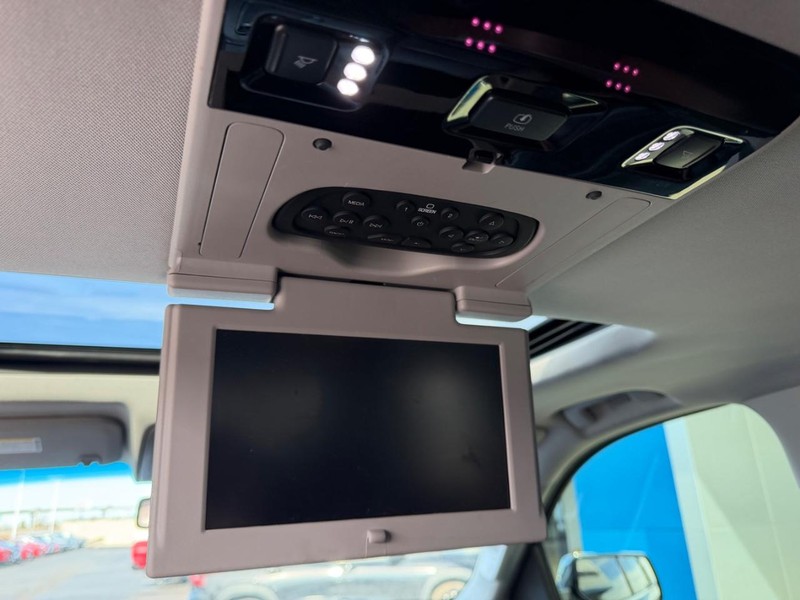 Chevrolet Tahoe Vehicle Full-screen Gallery Image 12