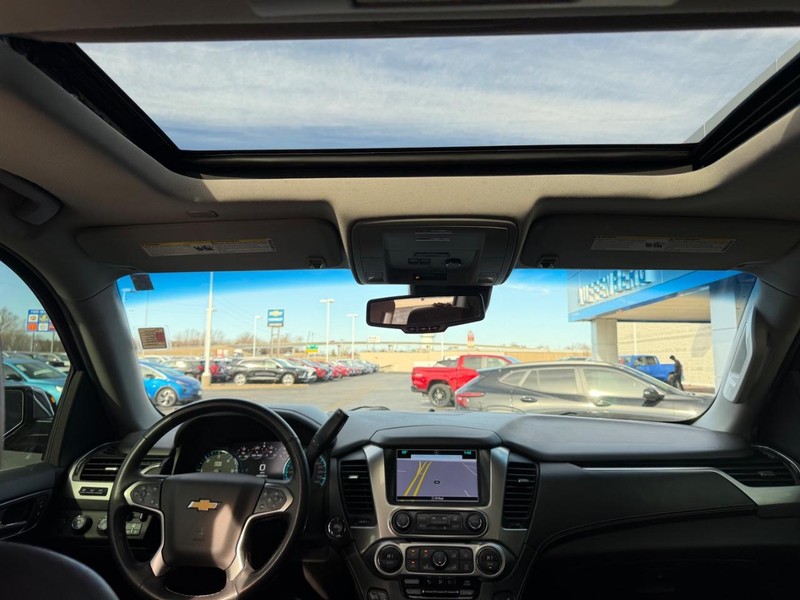Chevrolet Tahoe Vehicle Full-screen Gallery Image 14