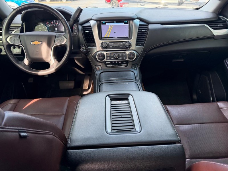 Chevrolet Tahoe Vehicle Full-screen Gallery Image 15
