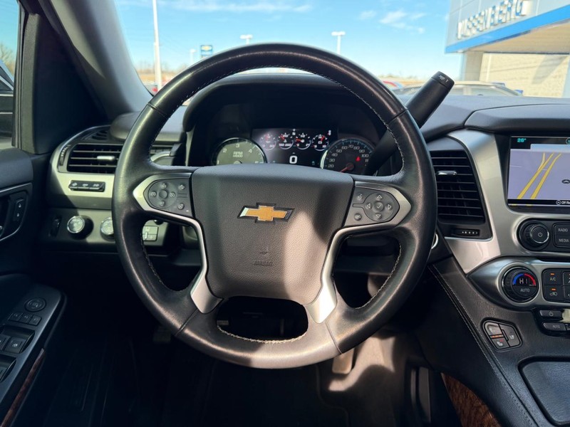 Chevrolet Tahoe Vehicle Full-screen Gallery Image 16