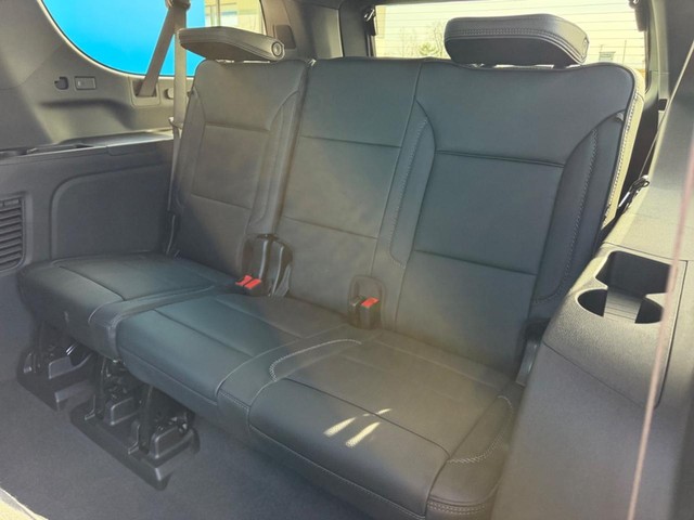 2026 GMC Yukon XL Denali - Photo 10